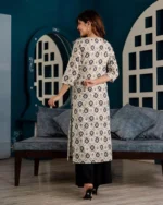 Women Printed Straight Kurta & Pants Set - Image 3