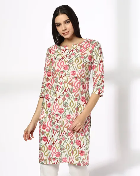 473Wx593H-443069520-offwhite-MODEL.webp Women Printed Straight Kurta - Image 1